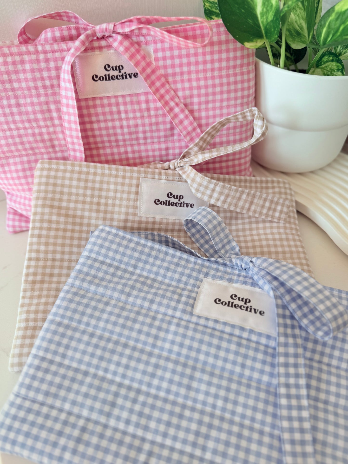 Gingham Book Sleeve - Hibiscus