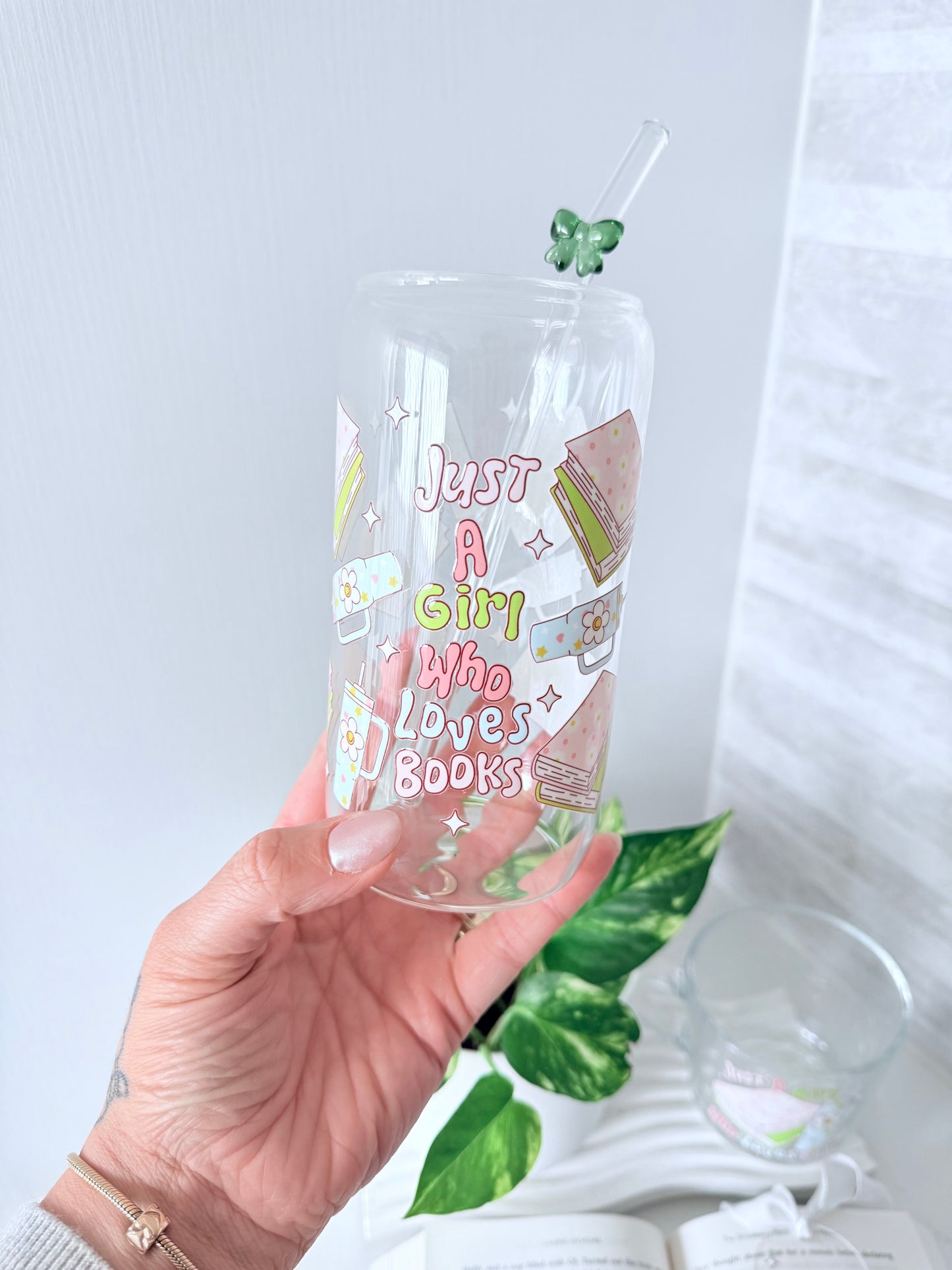 Book Lover Glass Can