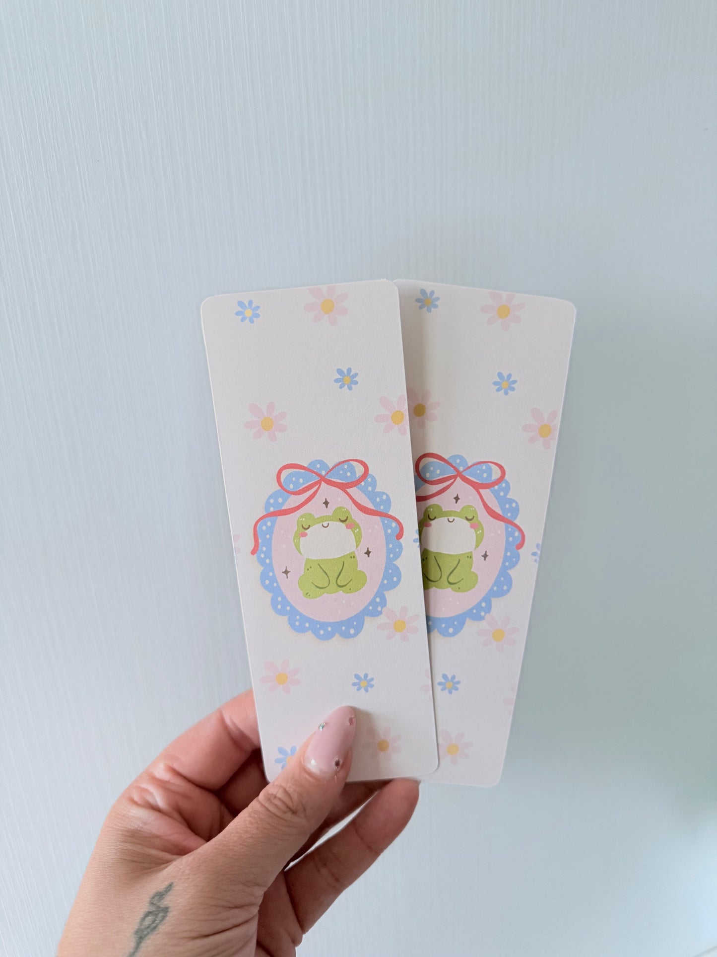Daisy Frog Bookmark