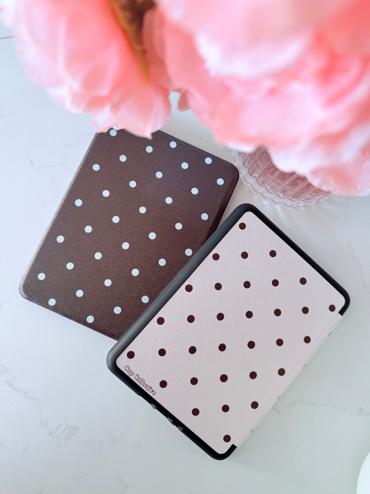 Blush Polka Kindle Case