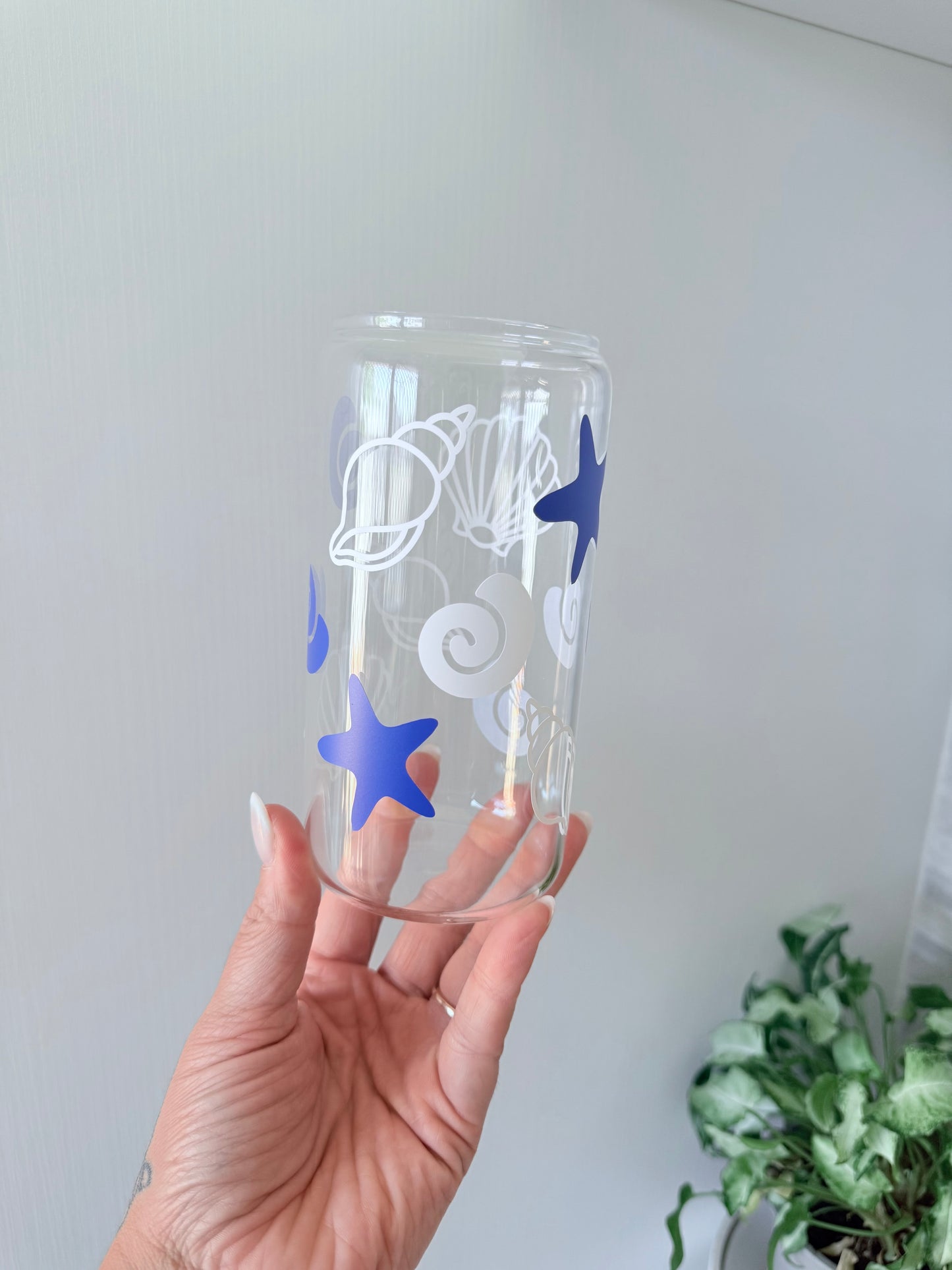 Shell Glass Can